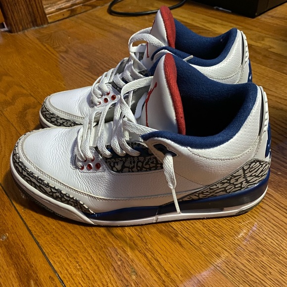 Jordan 3 True Bules - Picture 3 of 6